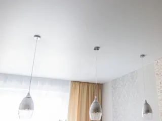 Матовые натяжные потолки